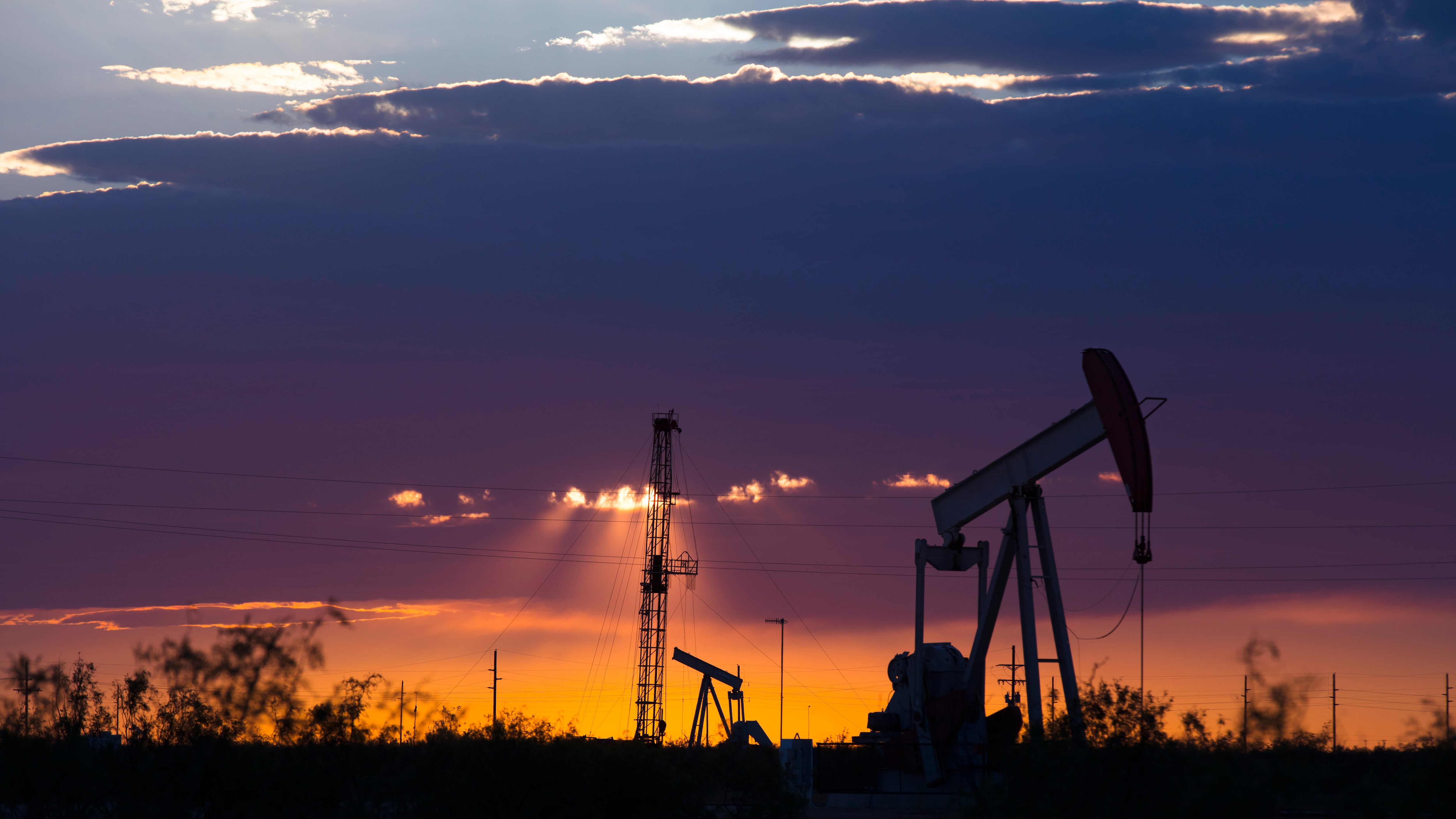Big Permian-Woodford Oil Flowing for ConocoPhillips, Continental