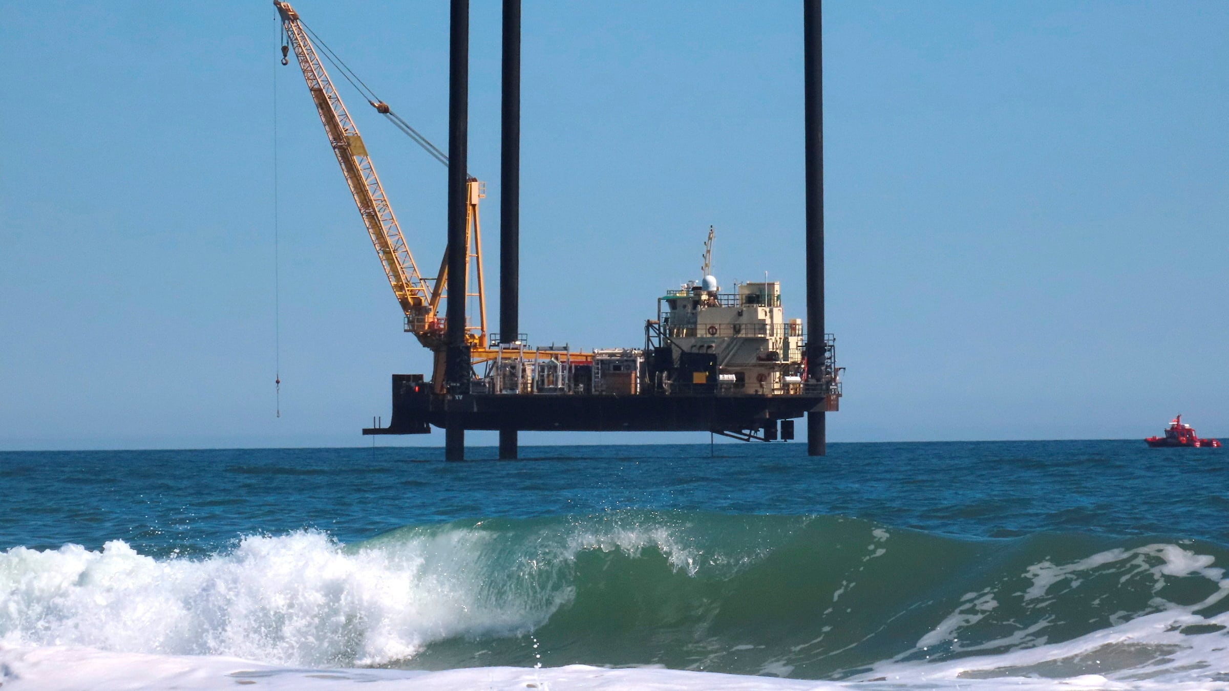 Jack up barge in the Atlantic Ocean off Smith Point Park. Orsted Sunrise Wind cable operations for Sunrise Wind farm, in Center Moriches, N.Y., March 19, 2025